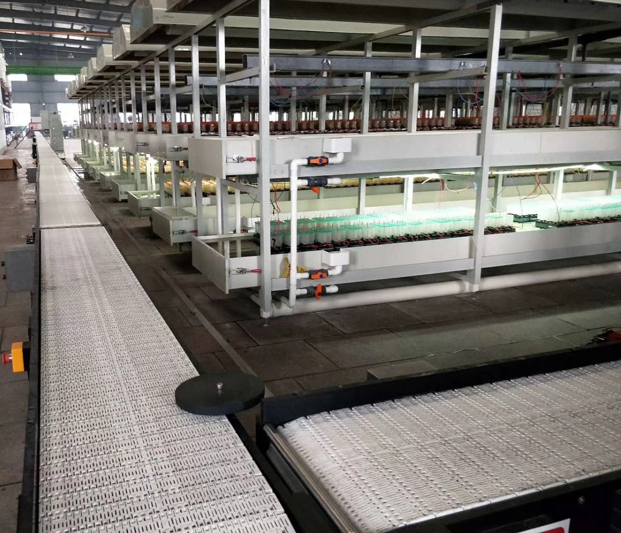 聊城帶式輸送機(jī)性能，提升機(jī)廠家，螺旋輸送機(jī)注意事項，皮帶輸送線的應(yīng)用，刮板輸送機(jī)什么行業(yè)使用，鏈板式輸送機(jī)在工業(yè)的使用，礦用聊城膠帶輸送機(jī)，螺旋式輸送機(jī)垃圾處理，鏈條輸送機(jī)承載.jpg
